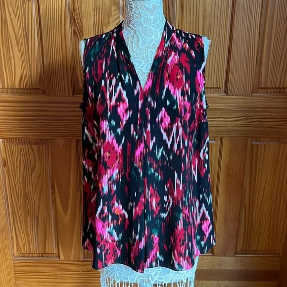 Vince Camuto Geometric Tank Top Blouse in Red - Picture 1 of 4